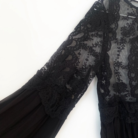 For love of lemons Isabella bell sleeve dress - Picture 6 of 7